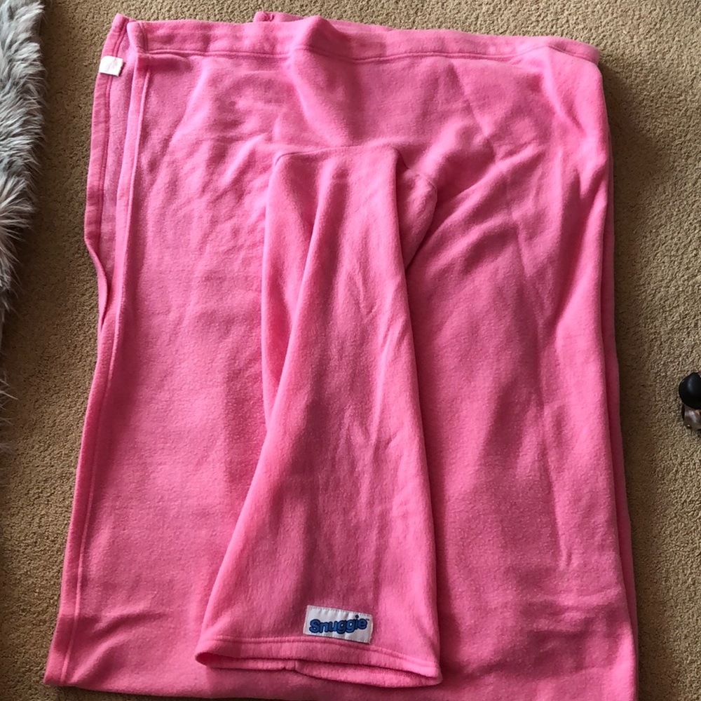 A Pink SNUGGIE!
